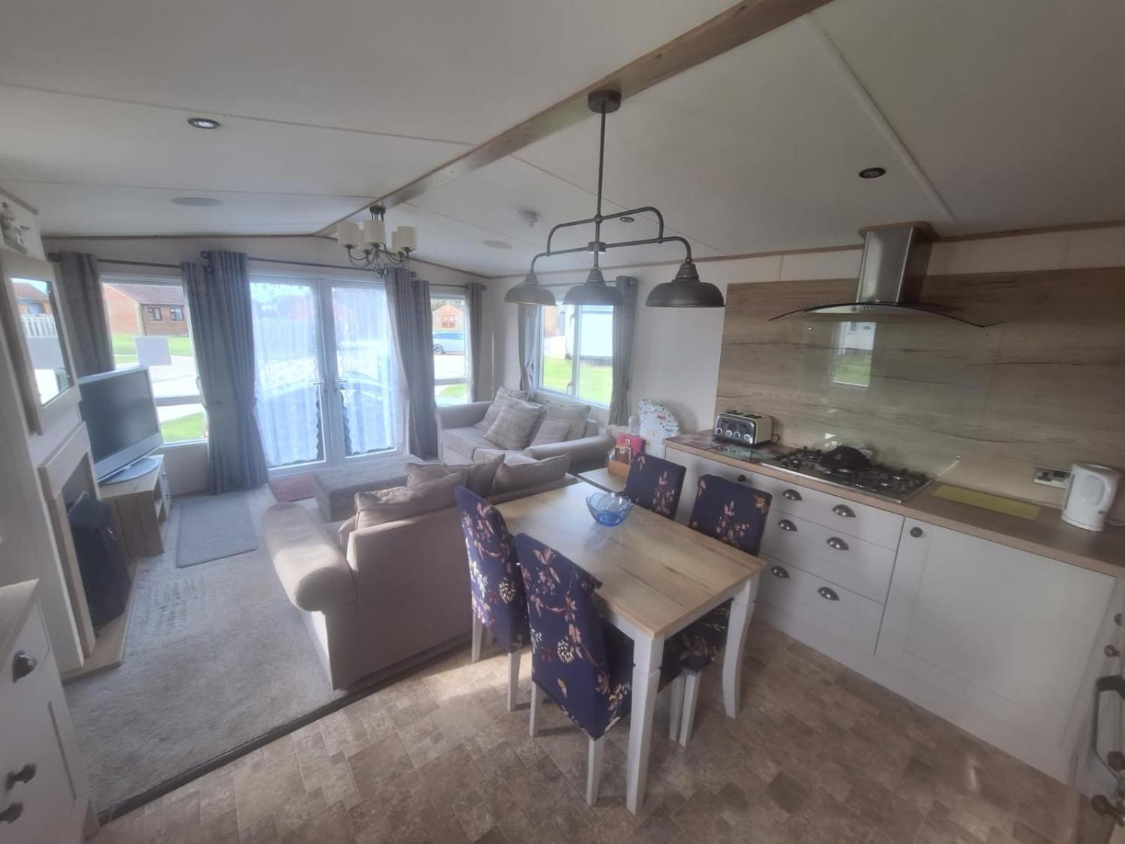 Beautiful Holiday 3 Bed Home Camber-Sands Exterior photo